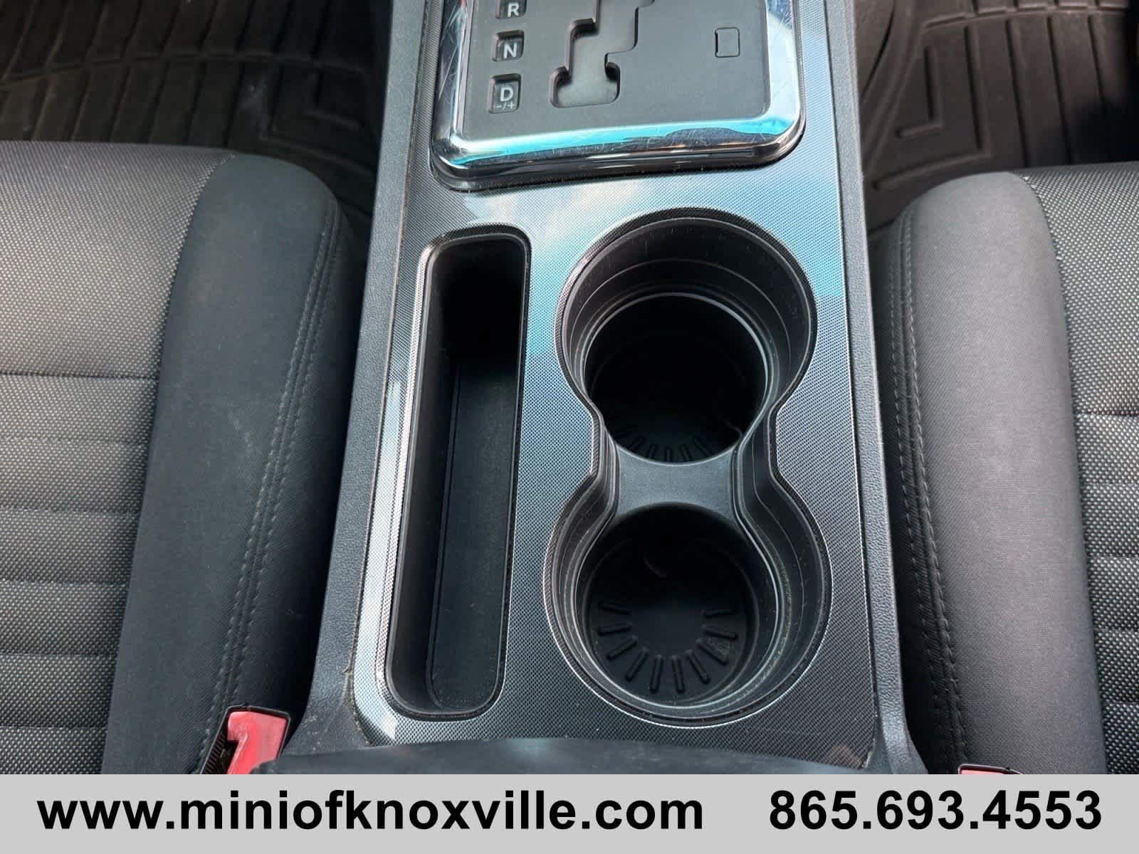Used 2011 Dodge Challenger RWD image 19