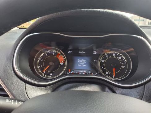 Used 2022 Jeep Cherokee Limited image 19