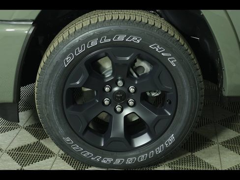 New 2026 RAM 1500 Big Horn AWD/4WD image 16