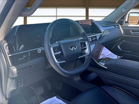 Used 2025 INFINITI QX80 Luxe w/ Exterior Package image 14