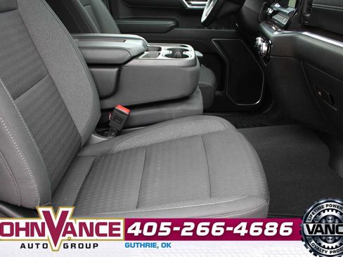 Used 2023 GMC Sierra 1500 Elevation image 19