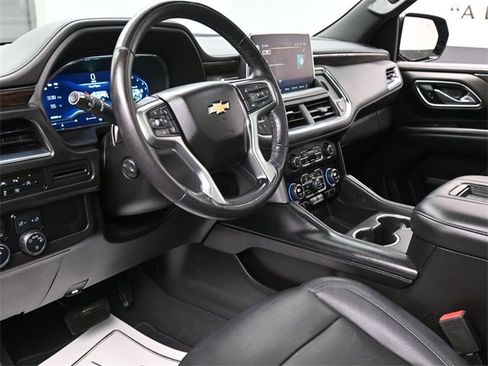 Used 2023 Chevrolet Tahoe LT w/ Luxury Package image 14