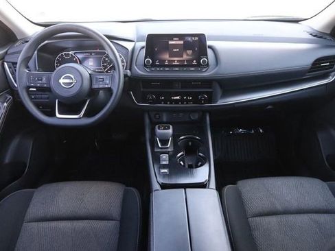 Used 2024 Nissan Rogue SV FWD image 21