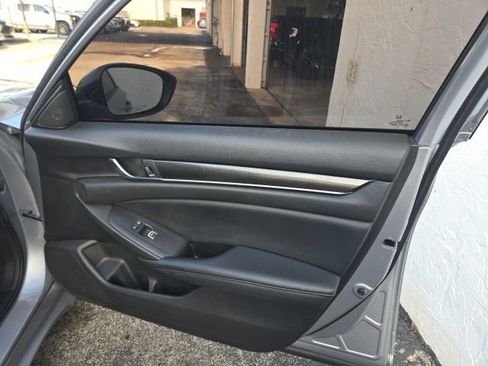 Used 2021 Honda Accord Sport image 19