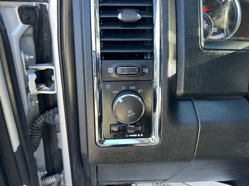 Used 2018 RAM 1500 Laramie w/ Convenience Group image 23