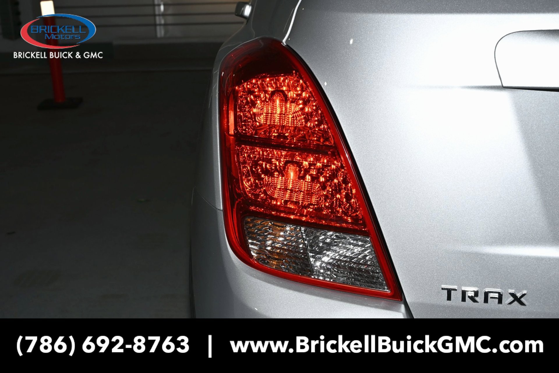 Used 2021 Chevrolet Trax LS w/ Tint and Cruise Package FWD image 11