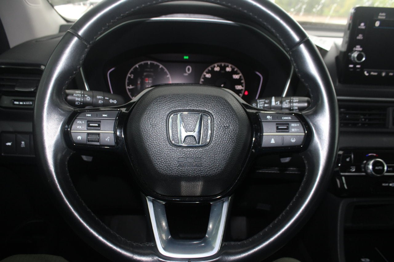 Used 2023 Honda Pilot EX-L image 12