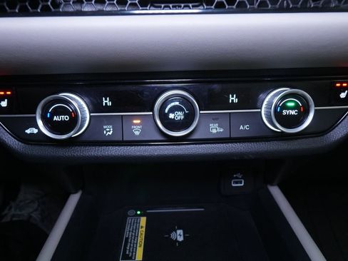 Used 2025 Honda HR-V EX-L image 29