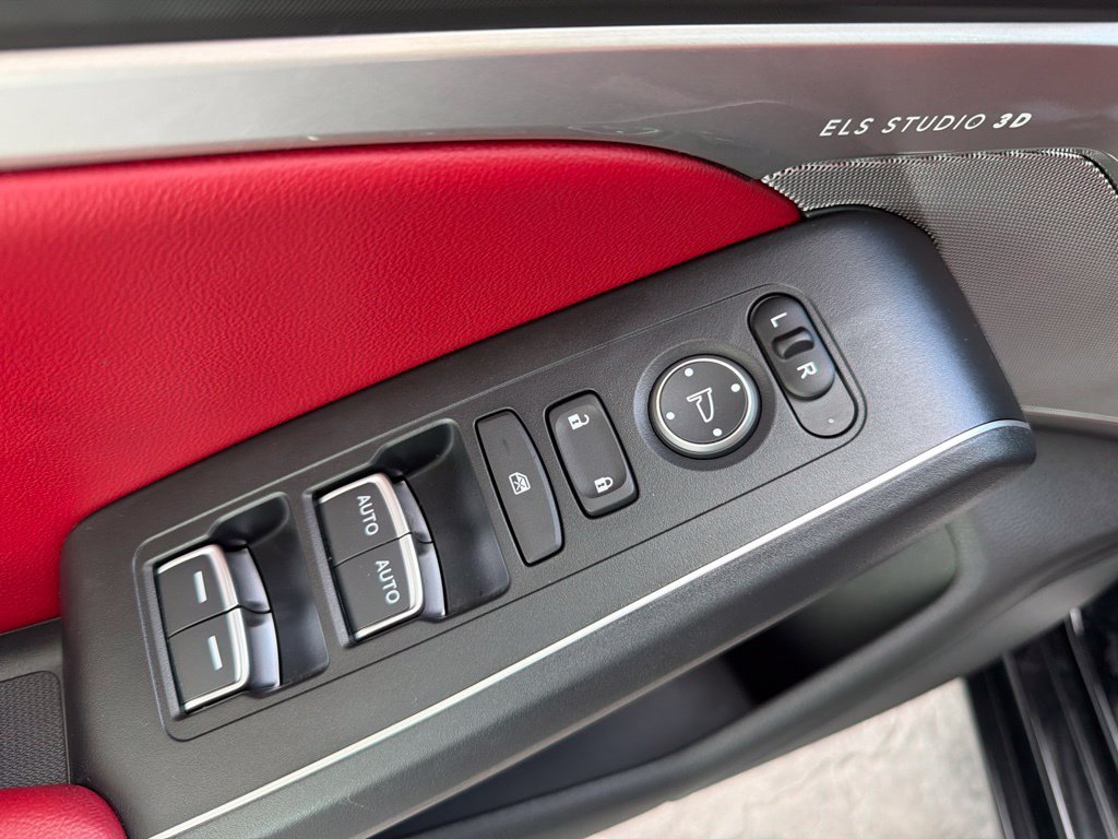 Used 2024 Acura Integra A-Spec w/ Technology Package FWD image 8