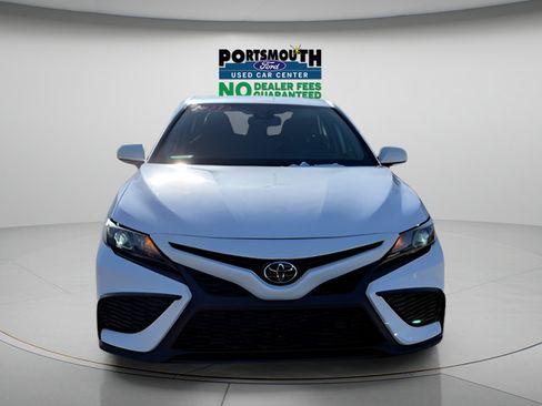 Used 2023 Toyota Camry SE FWD image 9