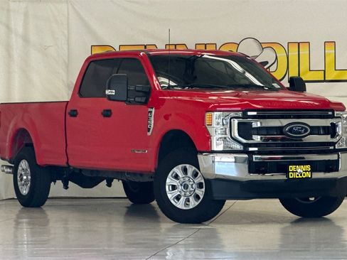 Used 2022 Ford F350 XLT image 2