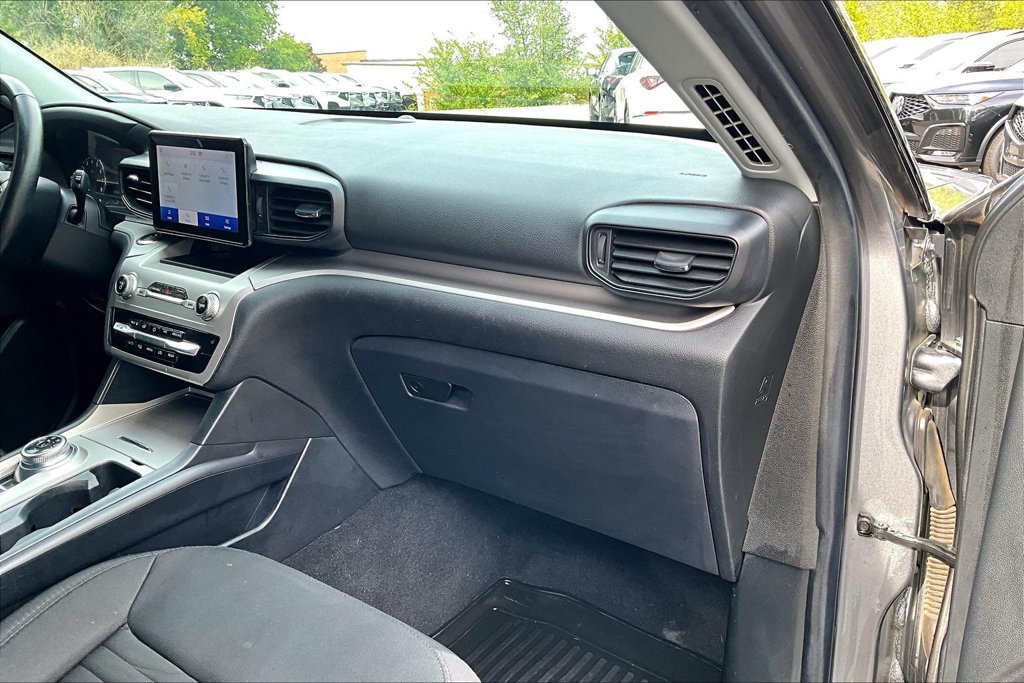 Used 2021 Ford Explorer XLT RWD image 19
