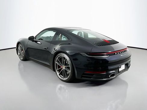 Used 2024 Porsche 911 Carrera 4S image 3
