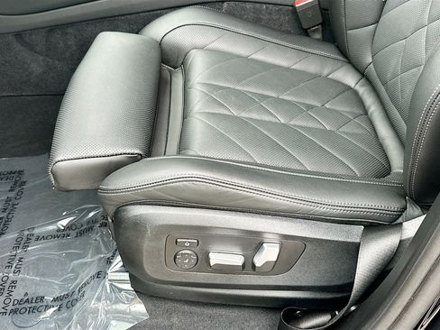 Certified 2024 BMW X5 sDrive40i w/ M Sport Package image 19