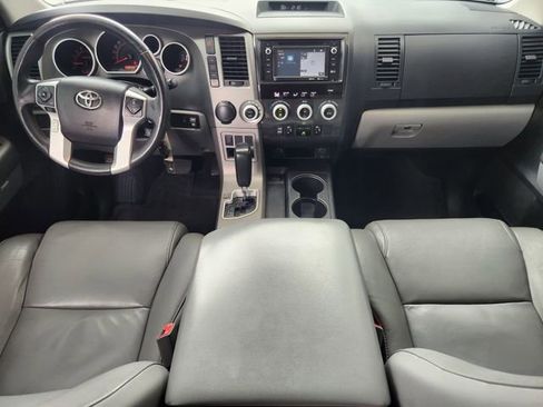 Used 2015 Toyota Sequoia SR5 w/ Premium Package RWD image 15