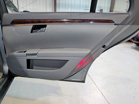 Used 2008 Mercedes-Benz S 550 4MATIC image 25