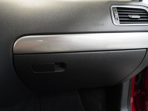 Used 2017 Volkswagen Jetta SE FWD image 36