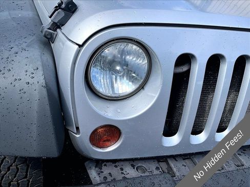 Used 2009 Jeep Wrangler X AWD/4WD image 24
