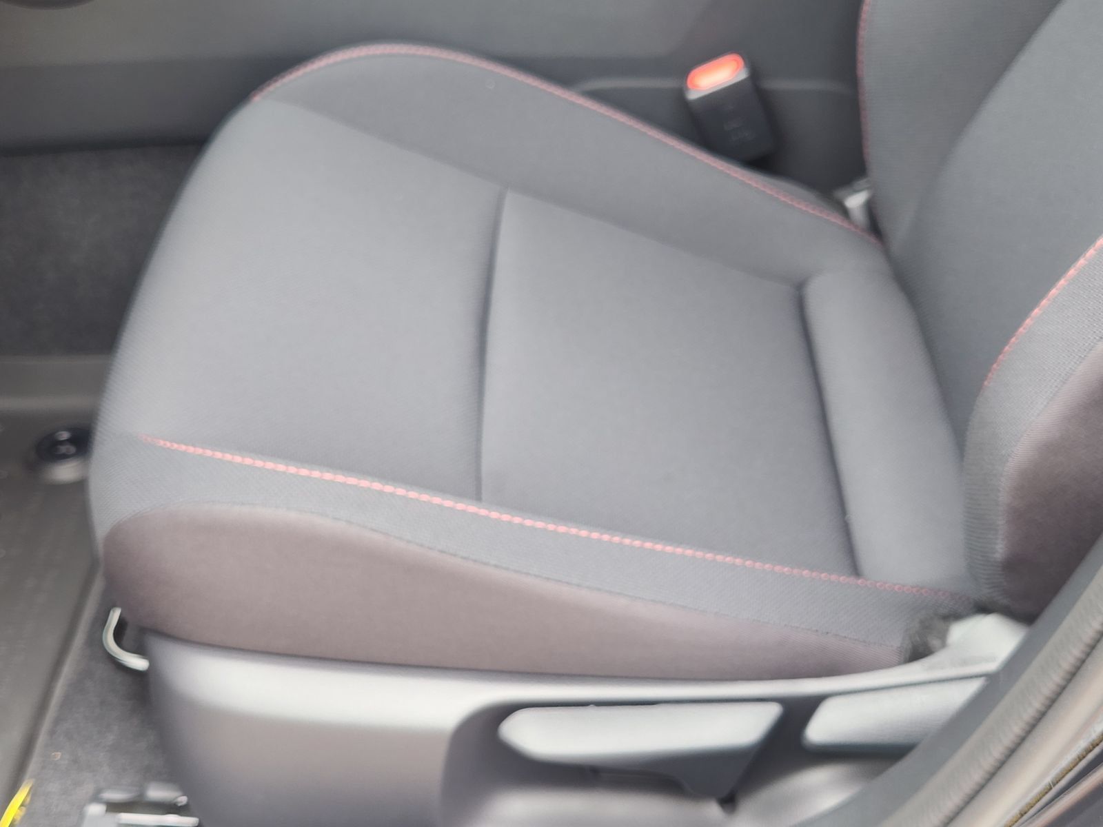 New 2026 Toyota Prius Plug-In Hybrid FWD image 22