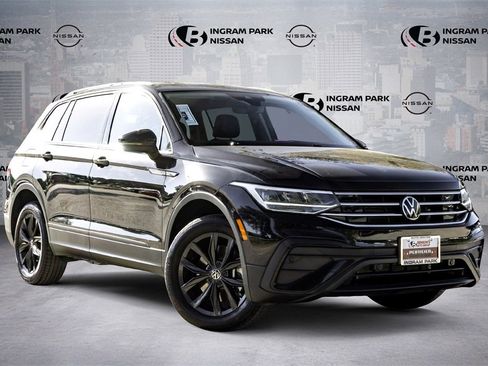 Used 2024 Volkswagen Tiguan SE image 1