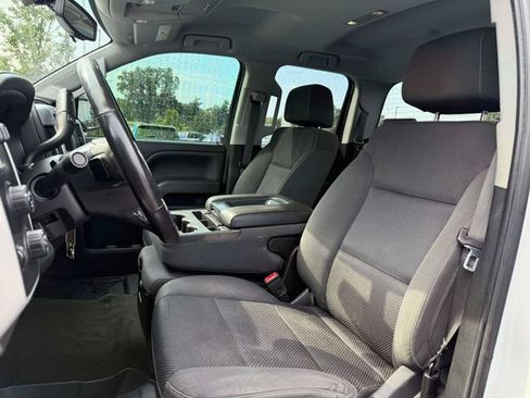 Used 2018 GMC Sierra 1500 SLE w/ SLE Value Package AWD/4WD image 15