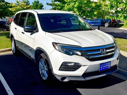 Used 2018 Honda Pilot LX image 15