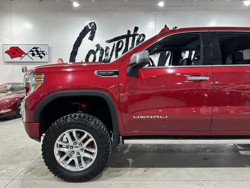 Used 2019 GMC Sierra 1500 Denali w/ Technology Package image 4