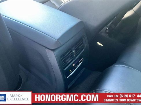Used 2024 BMW 440i xDrive Convertible w/ Premium Package AWD/4WD image 10