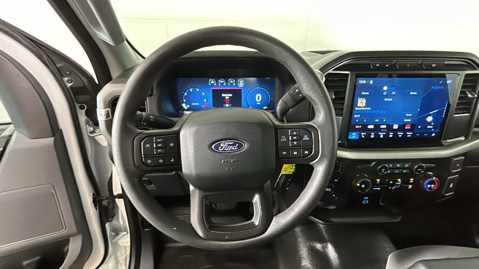 Used 2024 Ford F150 XL w/ Equipment Group 103A High AWD/4WD image 17