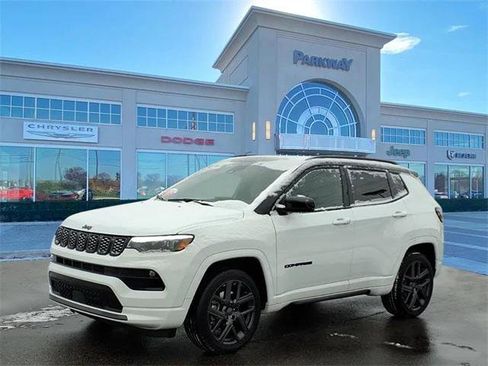 Certified 2024 Jeep Compass Limited w/ High Altitude Package image 1