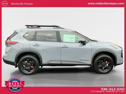 New 2026 Nissan Rogue SV image 7