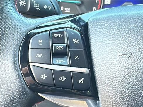 Used 2022 Ford Explorer ST-Line w/ Class IV Trailer Tow Package image 24