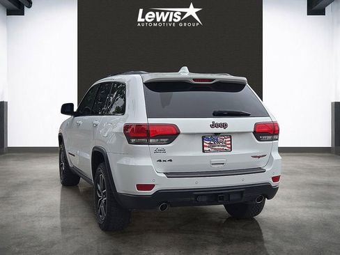 Used 2019 Jeep Grand Cherokee Trailhawk AWD/4WD image 3
