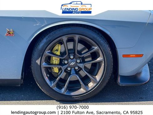 Used 2021 Dodge Challenger R/T Scat Pack RWD image 9