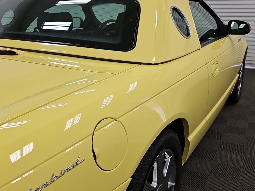 Used 2002 Ford Thunderbird RWD image 10