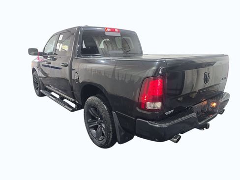 Used 2017 RAM 1500 Sport w/ Black Ram 1500 Sport Group AWD/4WD image 6