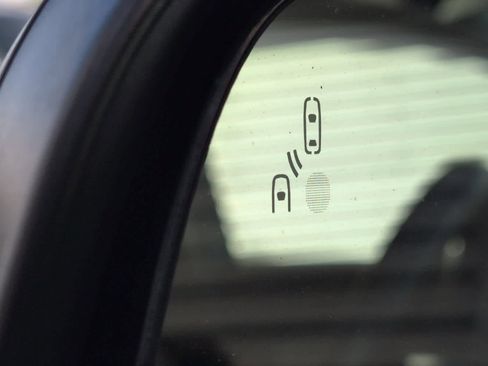 Used 2021 Ford Ranger XLT w/ Equipment Group 301A Mid image 15