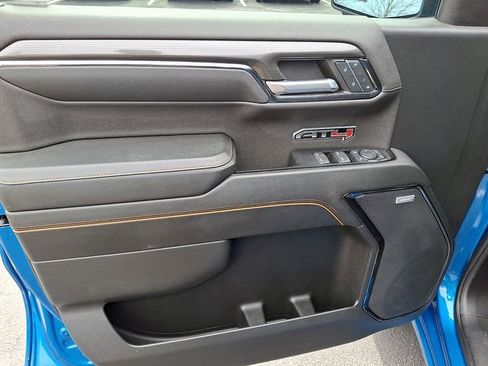 Used 2024 GMC Sierra 1500 AT4 w/ Technology Package image 9