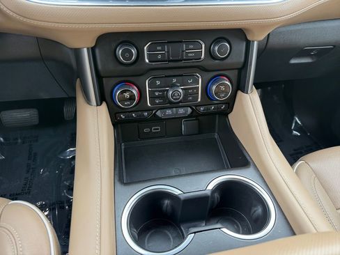 Used 2024 Chevrolet Tahoe Premier image 13