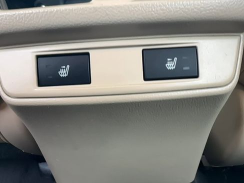 Used 2017 Subaru Outback 2.5i Limited w/ Popular Package #5 image 20