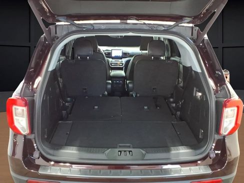 Certified 2023 Ford Explorer XLT w/ Equipment Group 202A AWD/4WD image 26
