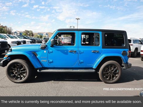 Used 2023 Jeep Wrangler Unlimited Sahara image 2