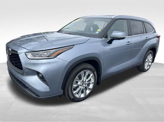 Used 2023 Toyota Highlander Limited 360° Tour