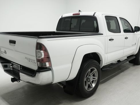 Used 2012 Toyota Tacoma PreRunner w/ SR5 Pkg RWD image 4
