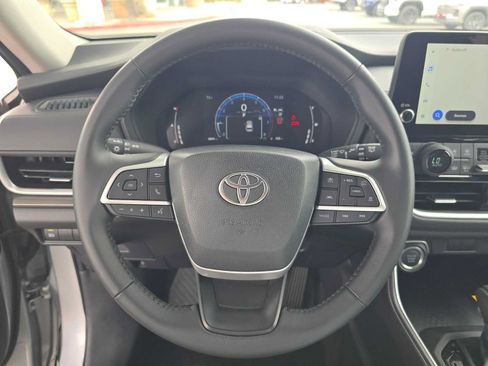 Certified 2026 Toyota Grand Highlander FWD image 25