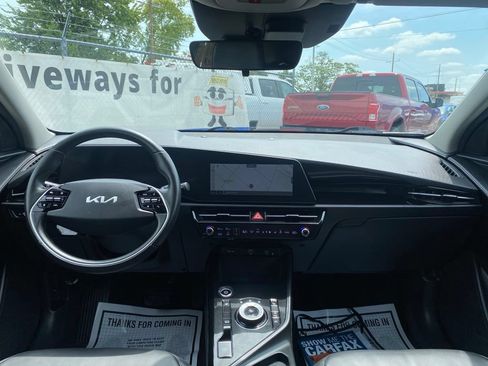 Used 2023 Kia Niro Wind FWD image 19