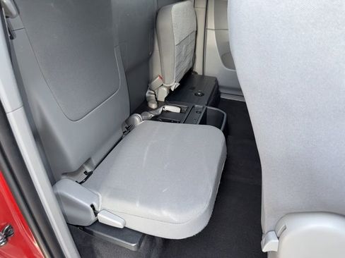 Used 2014 Toyota Tacoma 2WD Access Cab w/ Convenience Package image 20