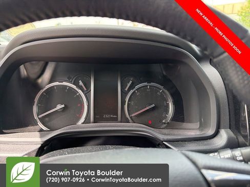 Used 2022 Toyota 4Runner TRD Pro AWD/4WD image 10