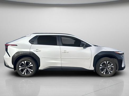 Used 2025 Toyota bZ4X AWD w/ Weather Package image 3