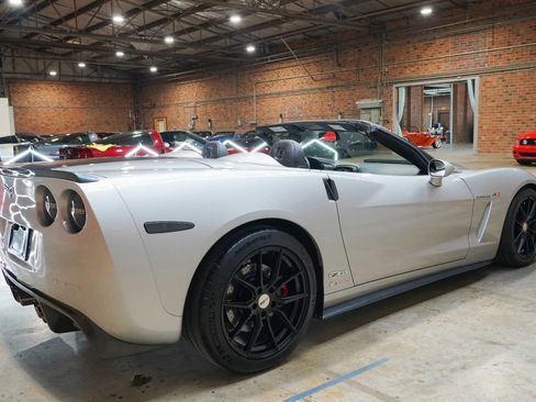 Used 2008 Chevrolet Corvette Convertible w/ Preferred Equipment Group RWD image 41